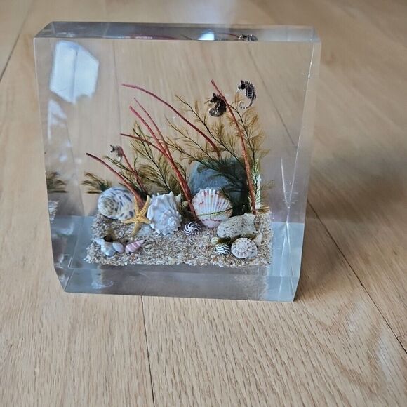 PAIR -ClearFloat Lucite/Acrylic Bookends | Under the Sea, Seahorse, Shells, Sand - Picture 6 of 8